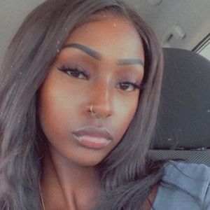 Meet your Posher, Cici